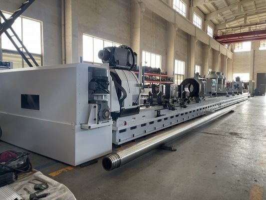 Hidrolik Skiving &amp; Roller Burnishing Makine 5000mm/min Spindle Kesme Besleme Hızı